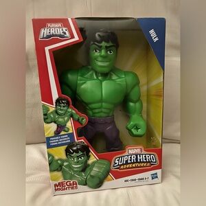 Marvel Hulk Green and Purple Action Figure Playset